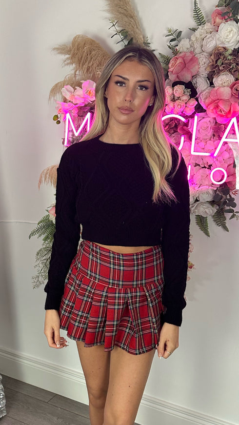 Hazel Black Round Neck Square Knit Jumper